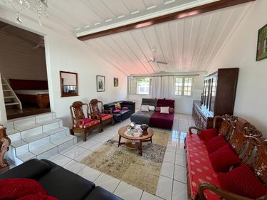 Maison a vendre Saint-Benoît 97470 Réunion 260 m2 7 pièces 366500 euros