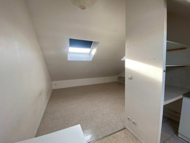 Location appartement Reims 51100 Marne 37 m2 1 pièce 415 euros