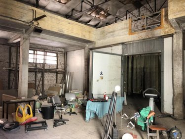 Fonds et murs commerciaux a vendre Cambrai 59400 Nord 750 m2  314400 euros