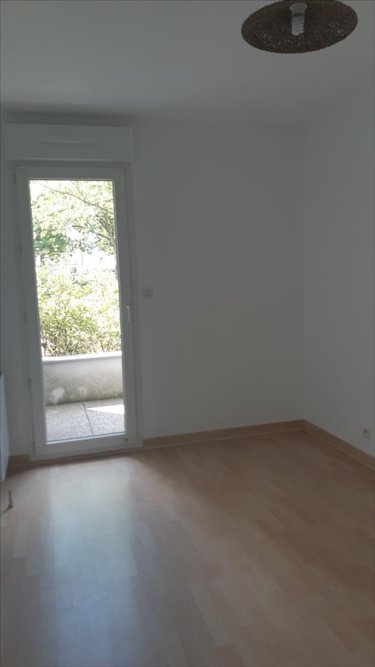 Location appartement Le Rheu 35650 Ille-et-Vilaine 62 m2 3 pièces 775 euros