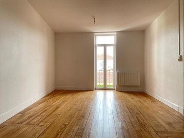 Location appartement Ambérieu-en-Bugey 01500 Ain 67 m2 3 pièces 750 euros