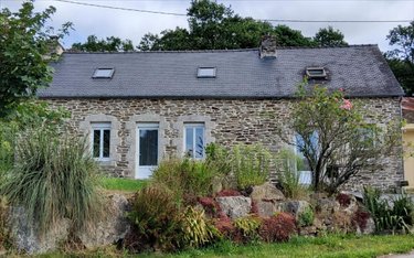 Maison a vendre Plounévézel 29270 Finistère 110 m2 6 pièces 173250 euros