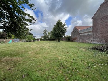 Terrain a batir a vendre Villers-Bretonneux 80800 Somme 2120 m2  137100 euros
