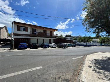 Immeuble a vendre Saint-Pierre 97410 Réunion 336 m2  560000 euros