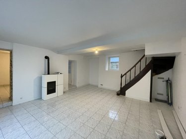 Location maison Nuillé-sur-Vicoin 53970 Mayenne 105 m2 5 pièces 650 euros