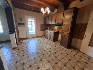 Maison a vendre Saintes 17100 Charente-Maritime 119 m2 4 pièces 215086 euros