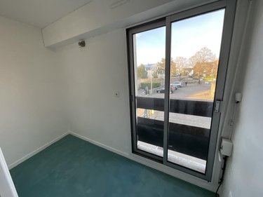 Fonds et murs commerciaux a vendre Ploemeur 56270 Morbihan 31 m2  94680 euros