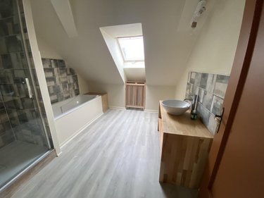 Location maison Bouchamps-lès-Craon 53800 Mayenne 216 m2  750 euros