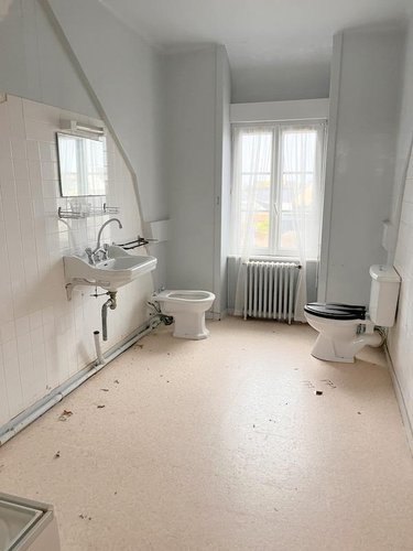 Maison a vendre Guilvinec 29730 Finistère 270 m2 8 pièces 224000 euros