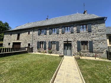 Maison a vendre Paulhac 15430 Cantal 131 m2  159000 euros