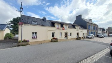Maison a vendre Kergloff 29270 Finistère 260 m2 8 pièces 141750 euros