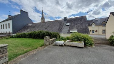 Maison a vendre Kergloff 29270 Finistère 260 m2 8 pièces 141750 euros