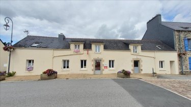 Maison a vendre Kergloff 29270 Finistère 260 m2 8 pièces 141750 euros