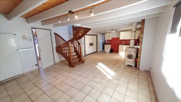 Maison a vendre Kergloff 29270 Finistère 260 m2 8 pièces 141750 euros