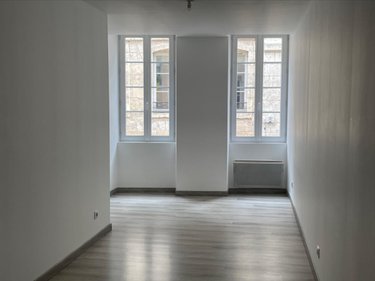 Location appartement Dole 39100 Jura 35 m2 2 pièces 430 euros