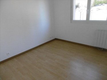 Location maison Montsenelle 50250 Manche 96 m2 4 pièces 686 euros