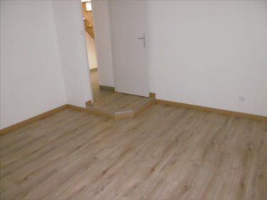 Location maison Montsenelle 50250 Manche 96 m2 4 pièces 686 euros