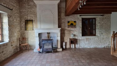 Maison a vendre Jonzac 17500 Charente-Maritime 379 m2 14 pièces 199500 euros