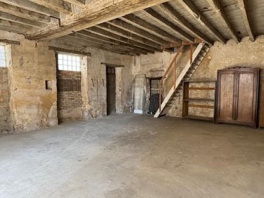 Garage et parking a vendre Noyen-sur-Sarthe 72430 Sarthe 62 m2  33000 euros