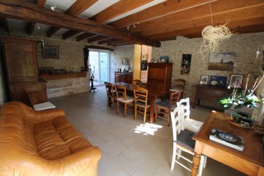 Maison a vendre La Chapelle-des-Pots 17100 Charente-Maritime 183 m2 7 pièces 299022 euros