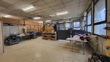 Immeuble a vendre Grand-Charmont 25200 Doubs 1412 m2  190000 euros