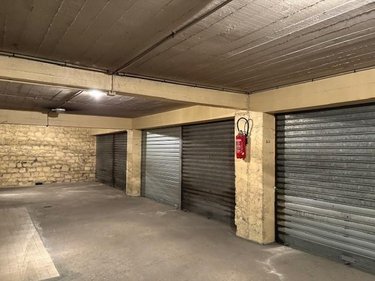 Garage et parking a vendre Montrouge 92120 Hauts-de-Seine 11 m2  22500 euros