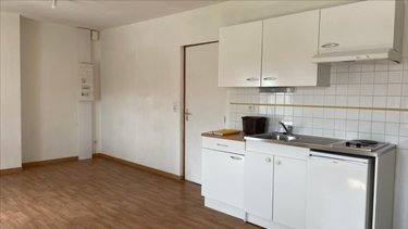 Location appartement Blancs Coteaux 51130 Marne 45 m2 2 pièces 390 euros
