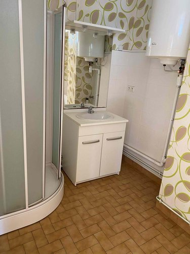Immeuble a vendre Saint-Georges-des-Groseillers 61100 Orne 500 m2  490000 euros