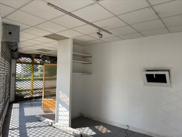 Garage et parking a vendre Port-Louis 56290 Morbihan 367 m2  317200 euros