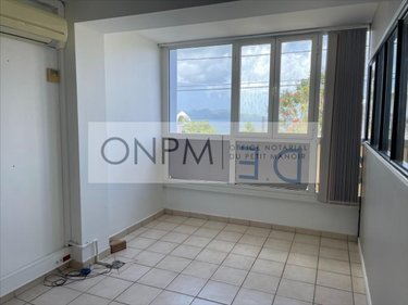Fonds et murs commerciaux a vendre Fort-de-France 97200 Martinique 186 m2  398000 euros