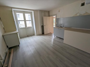 Appartement a vendre Richelieu 37120 Indre-et-Loire 101 m2 4 pièces 97500 euros