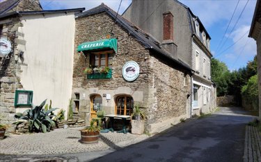 Immeuble a vendre Carhaix-Plouguer 29270 Finistère 120 m2  147000 euros