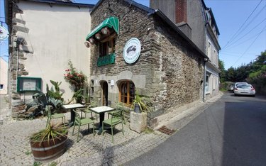 Immeuble a vendre Carhaix-Plouguer 29270 Finistère 120 m2  147000 euros