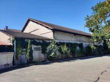 Immeuble a vendre Vieux-Charmont 25600 Doubs 371 m2  273000 euros
