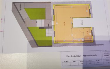 Location fonds et murs commerciaux Carhaix-Plouguer 29270 Finistère 42 m2  1270 euros