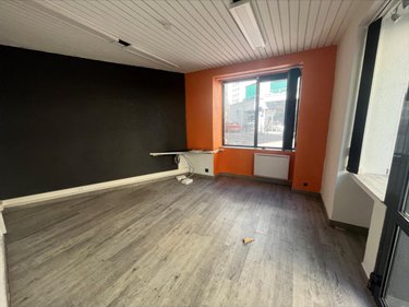 Fonds et murs commerciaux a vendre Bourg-en-Bresse 01000 Ain 37 m2  100000 euros