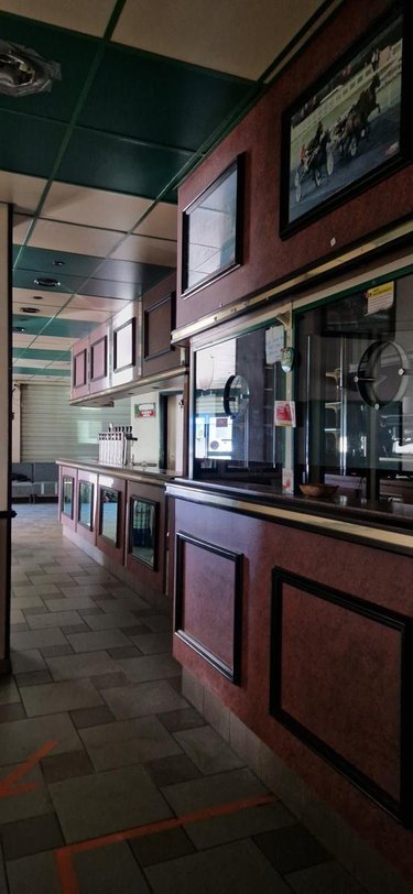 Location fonds et murs commerciaux Carvin 62220 Pas-de-Calais 165 m2  1585 euros