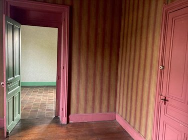 Immeuble a vendre Balan 01360 Ain 365 m2  886000 euros