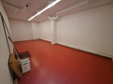 Fonds et murs commerciaux a vendre Vendôme 41100 Loir-et-Cher 602 m2  250000 euros