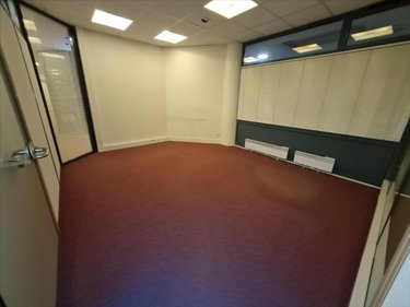 Fonds et murs commerciaux a vendre Vendôme 41100 Loir-et-Cher 602 m2  250000 euros