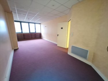 Fonds et murs commerciaux a vendre Vendôme 41100 Loir-et-Cher 602 m2  250000 euros