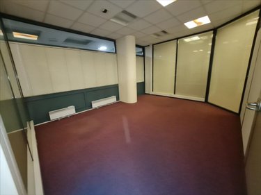 Fonds et murs commerciaux a vendre Vendôme 41100 Loir-et-Cher 602 m2  250000 euros