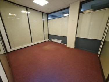 Fonds et murs commerciaux a vendre Vendôme 41100 Loir-et-Cher 602 m2  250000 euros