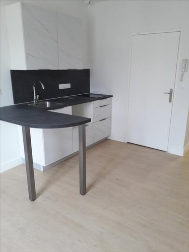 Location appartement Bourg-en-Bresse 01000 Ain 19 m2 1 pièce 499 euros