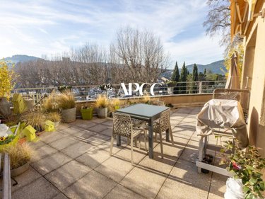 Viager appartement Vaison-la-Romaine 84110 Vaucluse 78 m2 3 pièces 230000 euros