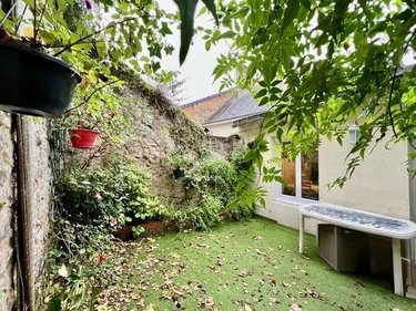 Immeuble a vendre Durtal 49430 Maine-et-Loire 137 m2  95000 euros