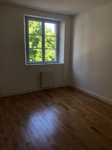 Location appartement Valognes 50700 Manche 66 m2 3 pièces 755 euros