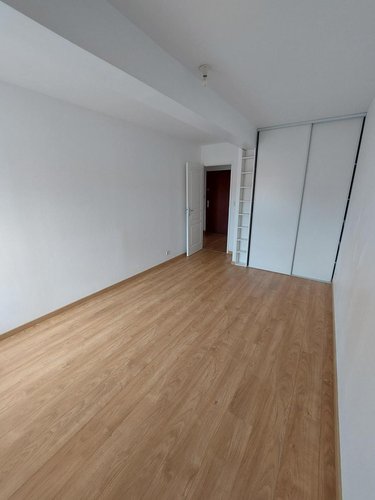 Location appartement Reims 51100 Marne 63 m2 3 pièces 780 euros