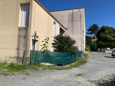Immeuble a vendre Saint-Agnant 17620 Charente-Maritime 429 m2  483695 euros