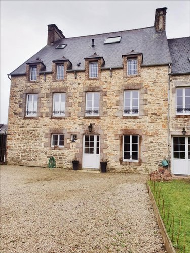 Maison a vendre Quettehou 50630 Manche 355 m2 15 pièces 395000 euros